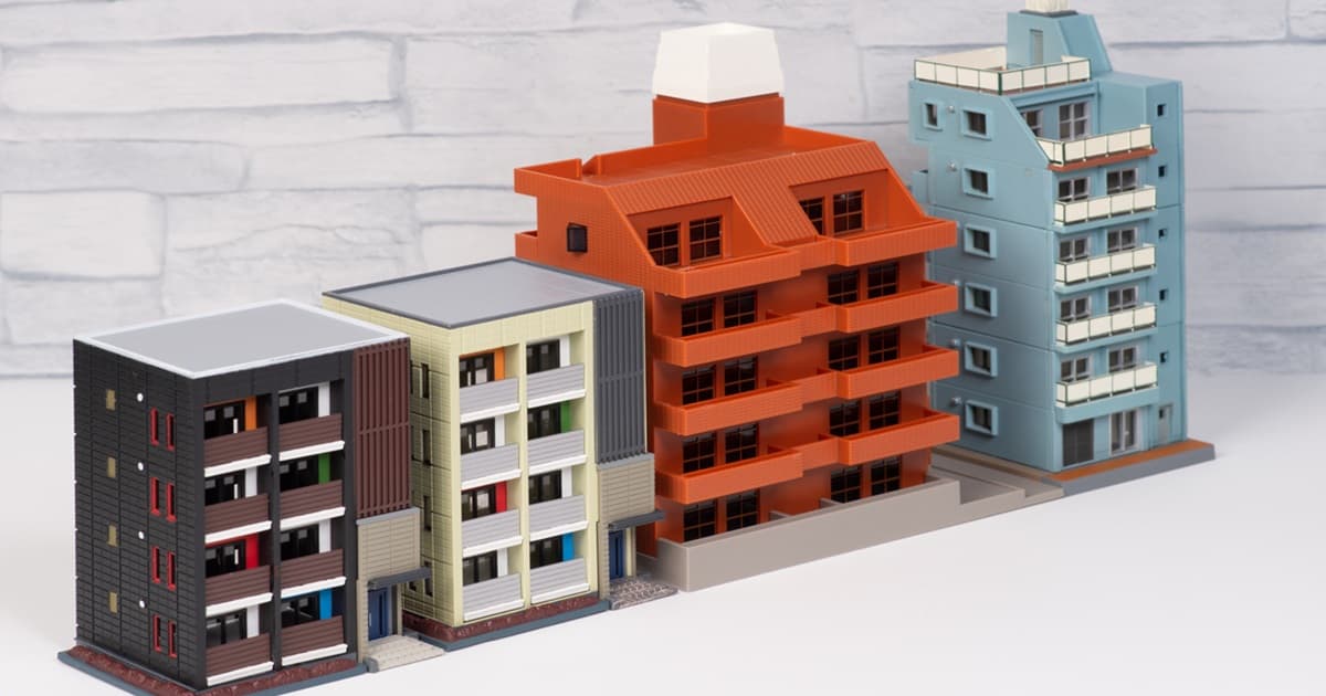 4つのマンションの模型